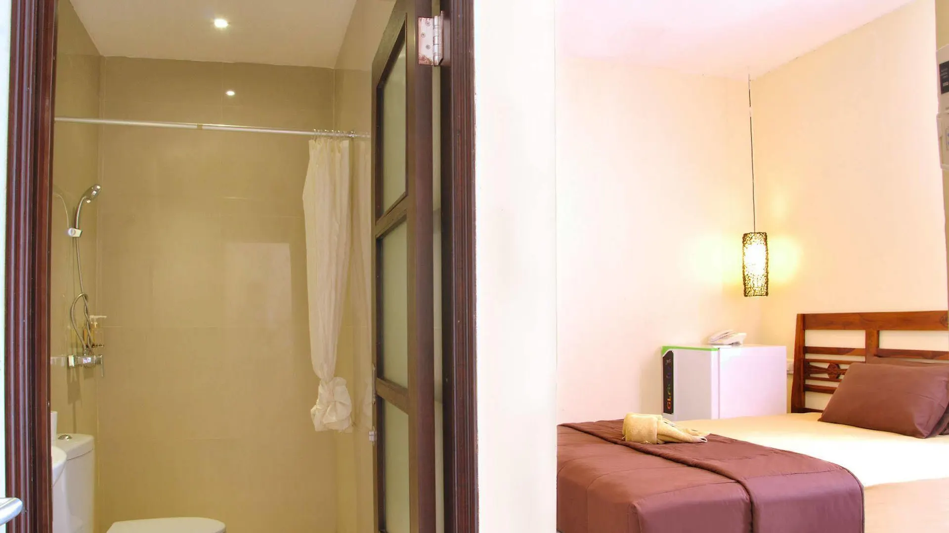 Guest house Kuta Sari House Hotel