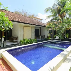Guest house The Legian Mas